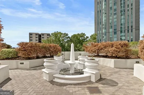 $445,000 | 2828 Peachtree Road, Unit 1704, Atlanta, GA 30305