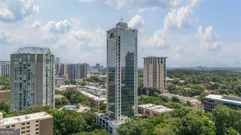 $445,000 | 2828 Peachtree Road, Unit 1704, Atlanta, GA 30305
