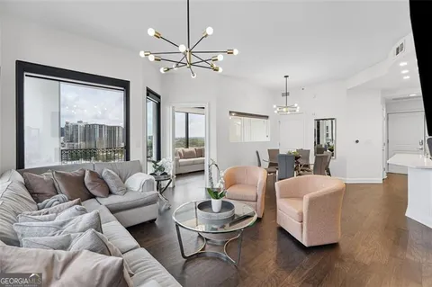 $445,000 | 2828 Peachtree Road, Unit 1704, Atlanta, GA 30305