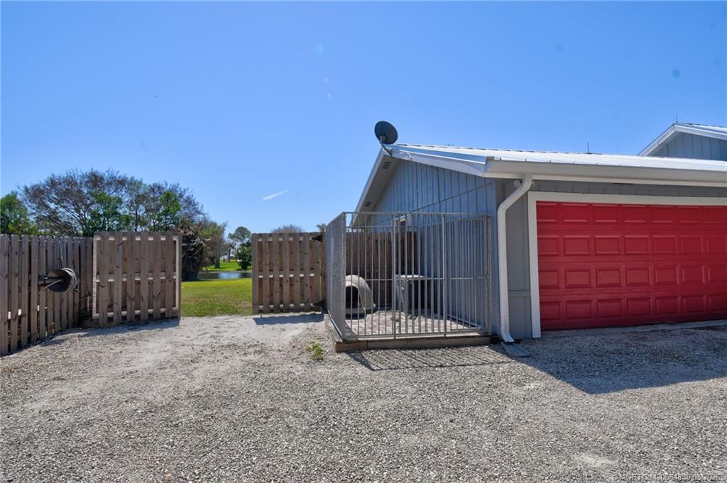11266 Southwest Meadowlark Circle Stuart, FL 34997 - Photo 8 of 66