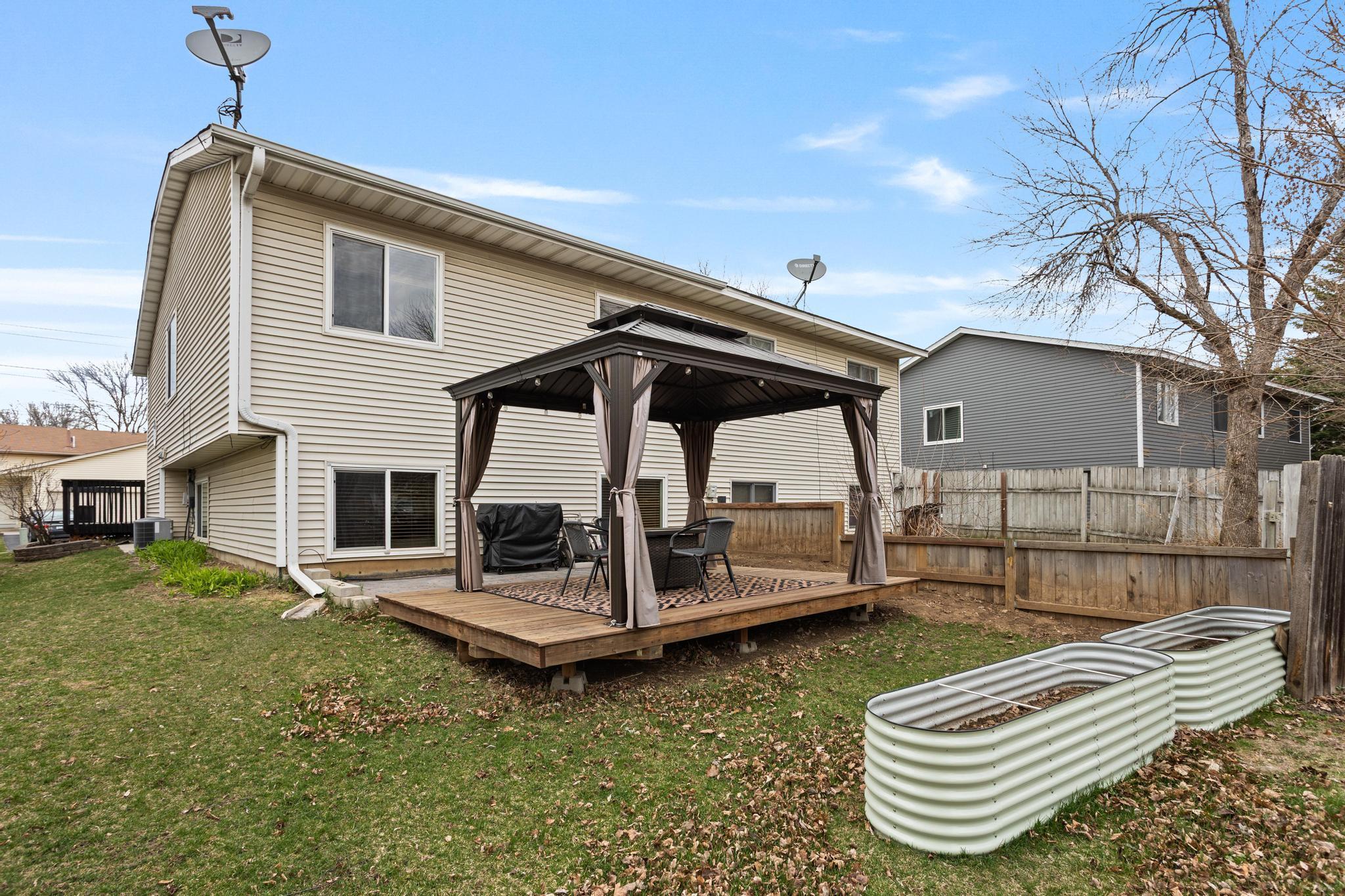 4404 Cinnamon Ridge Trail Eagan, MN 55122 - Photo 24 of 31