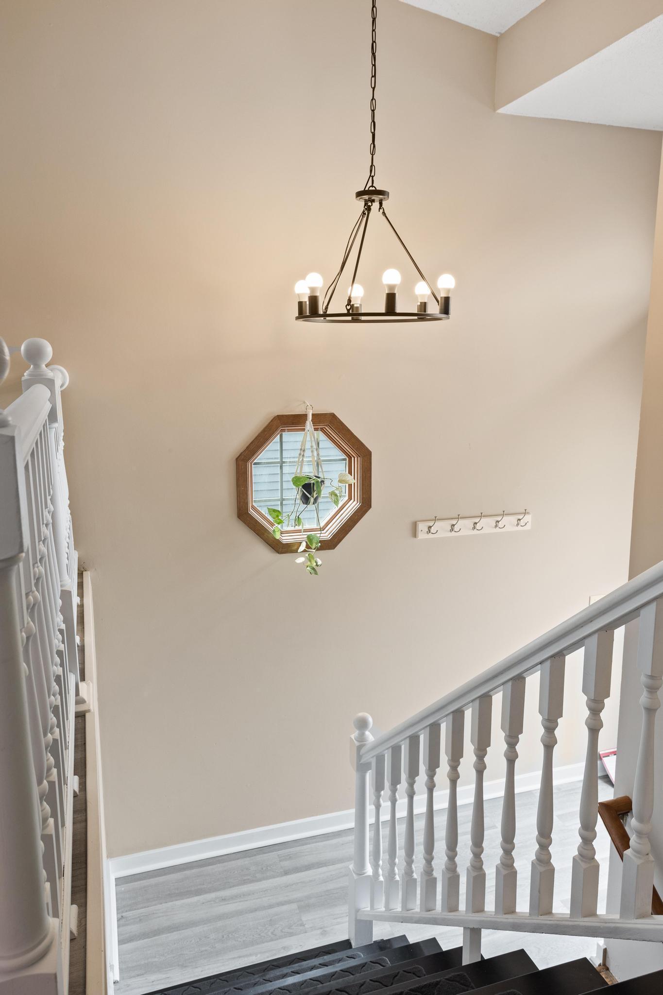 4404 Cinnamon Ridge Trail Eagan, MN 55122 - Photo 4 of 31