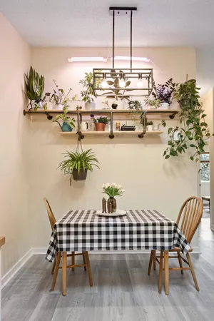 $285,000 | 4404 Cinnamon Ridge Trail, Eagan, MN 55122