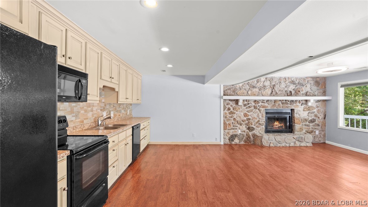 458 Petunia Road Camdenton, MO 65020 - Photo 2 of 69 Kitchen on the main