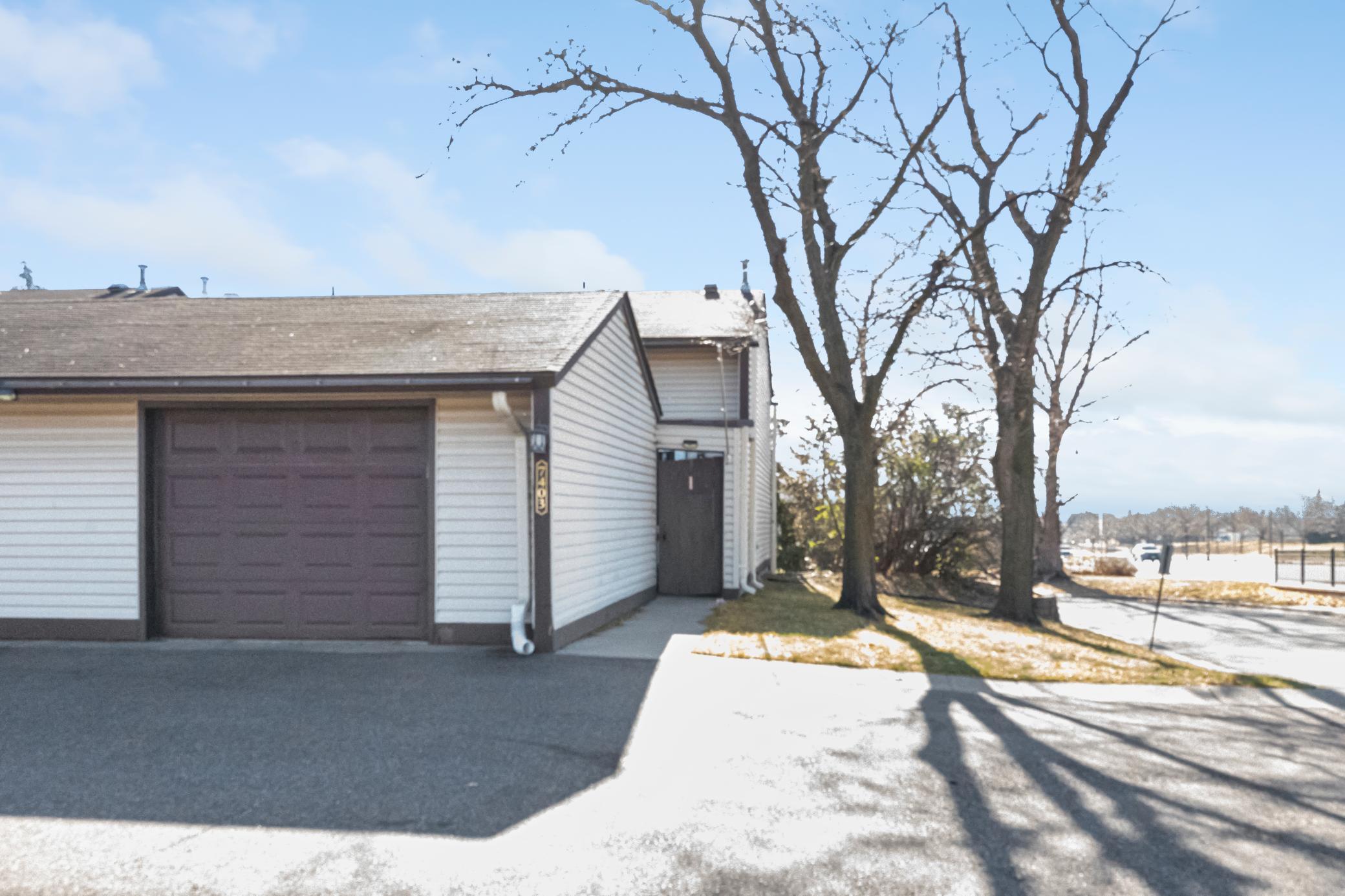 7403 142nd St Court Apple Valley, MN 55124 - Photo 1 of 25