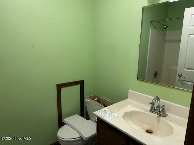 813 Cherry Glade Road Elizabeth City, NC 27909 - Photo 13 of 17 Hallway Bathroom