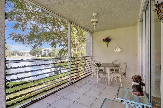 $209,900 | 9340 Lagoon Place, Unit 209, Davie, FL 33324
