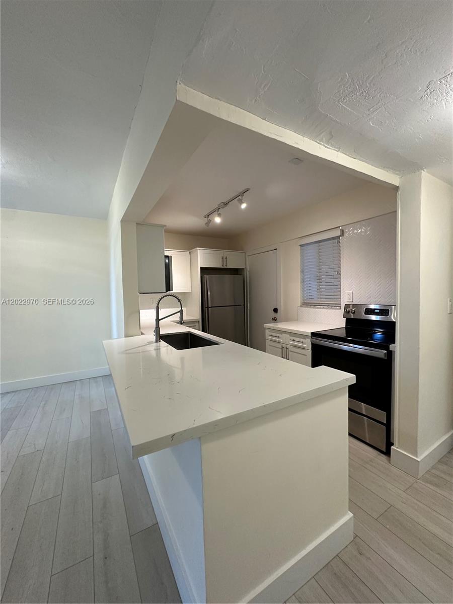 9175 Southwest 77th Avenue, Unit 108 Miami, FL 33156 - Photo 9 of 15