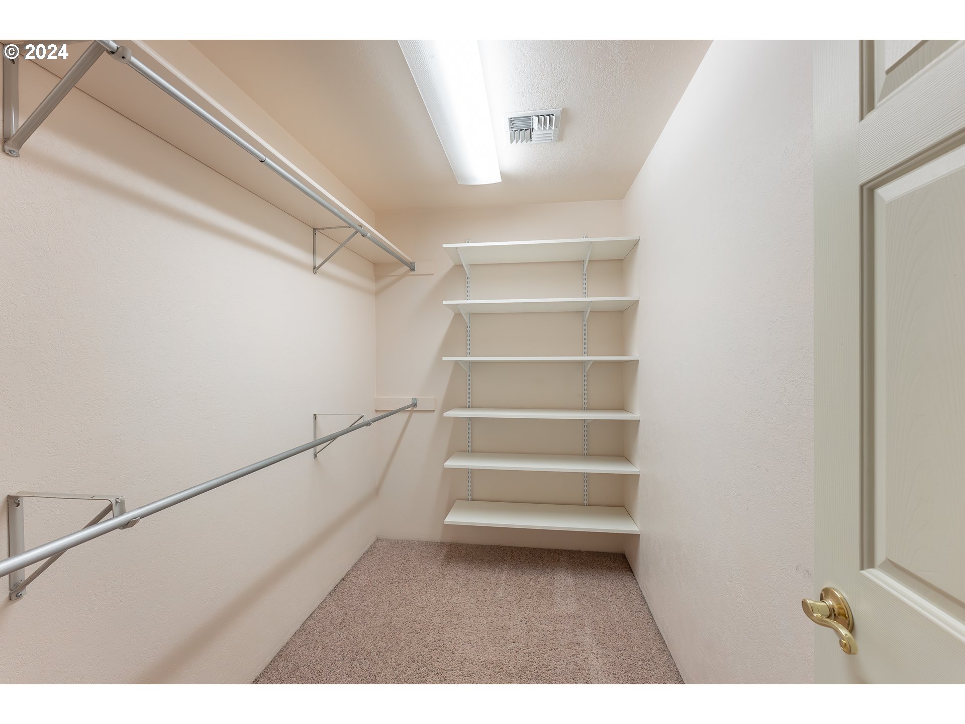 3745 Reston Road Roseburg, OR 97471 - Photo 27 of 48 Gallery Image 27