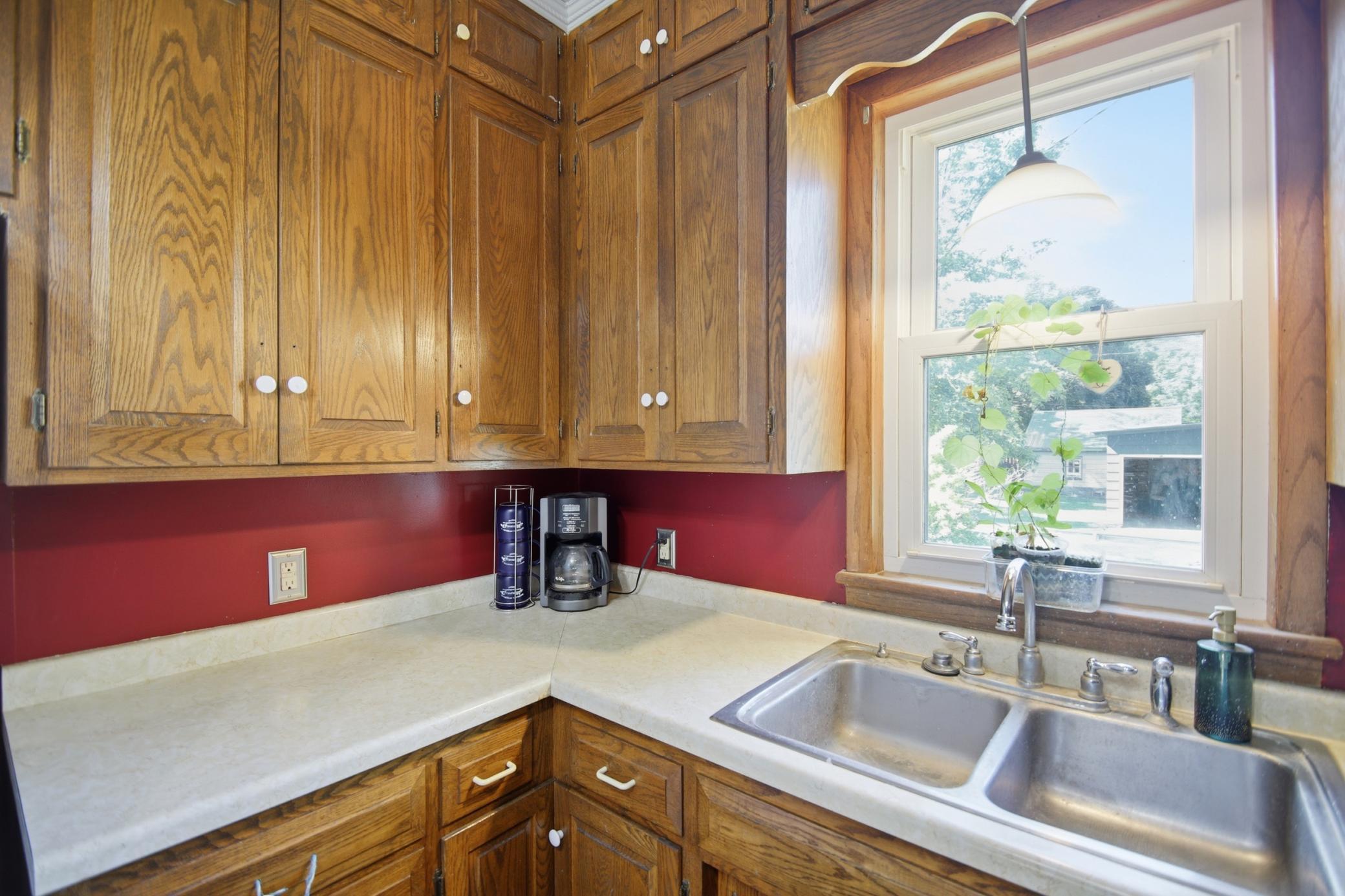 204 Riverside Avenue Owatonna, MN 55060 - Photo 13 of 33