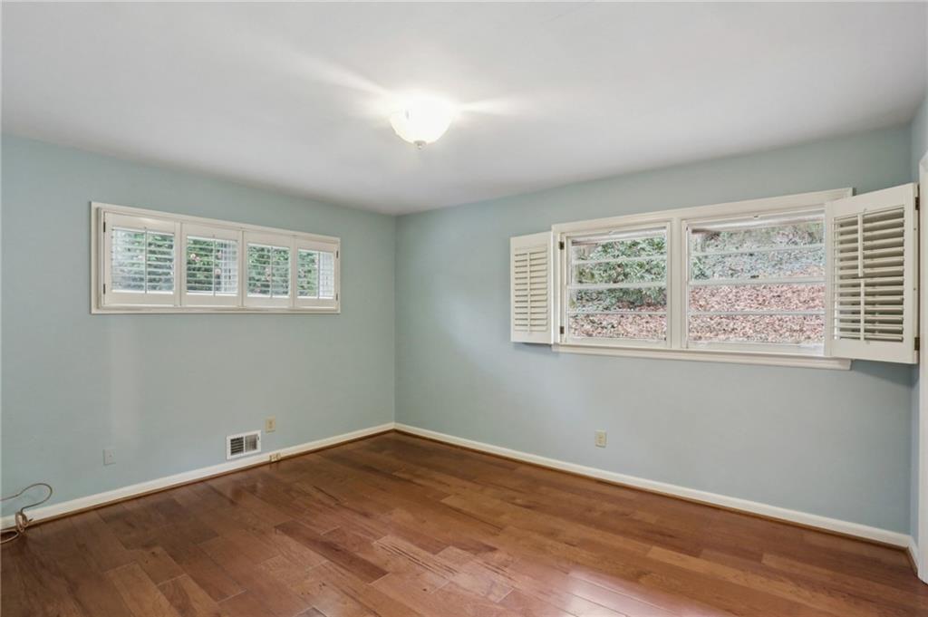 2556 Defoors Ferry Road Northwest Atlanta, GA 30318 - Photo 16 of 26