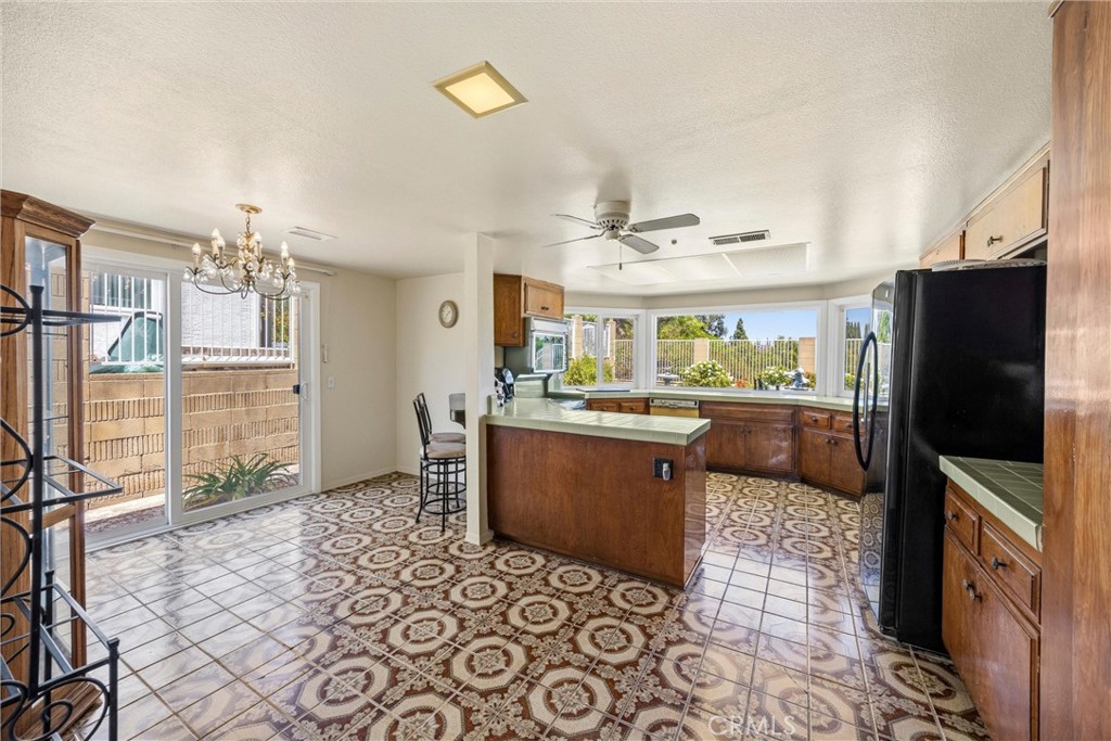 2132 Camino Rey Fullerton, CA 92833 - Photo 28 of 60