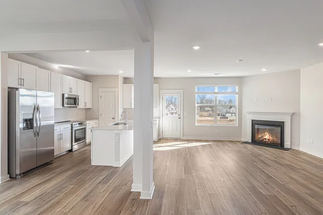 $2,695 | 1337 Gentry Drive, Clarksville, TN 37043