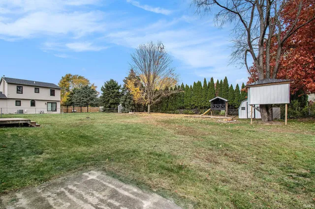 $344,900 | 510 Caprice Drive, Middlebury, IN 46540