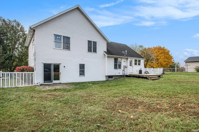 $344,900 | 510 Caprice Drive, Middlebury, IN 46540