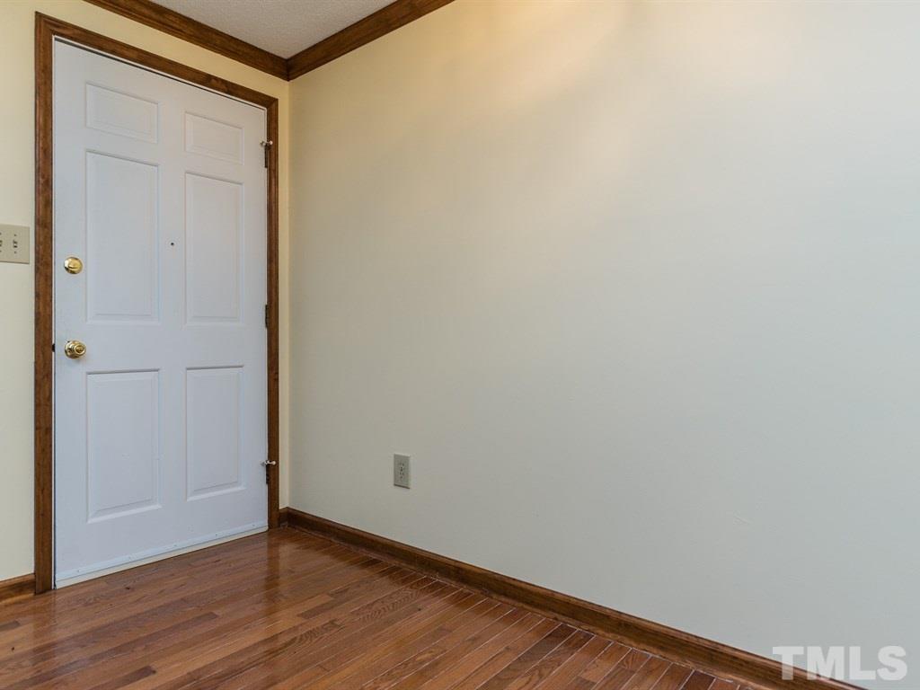 711 Lakeview Road Durham, NC 27712 - Photo 6 of 15