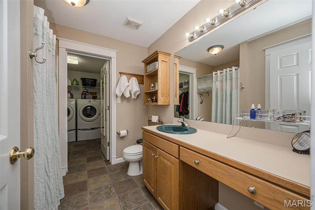 1529 Paradise Valley Drive High Ridge, MO 63049 - Photo 16 of 69
