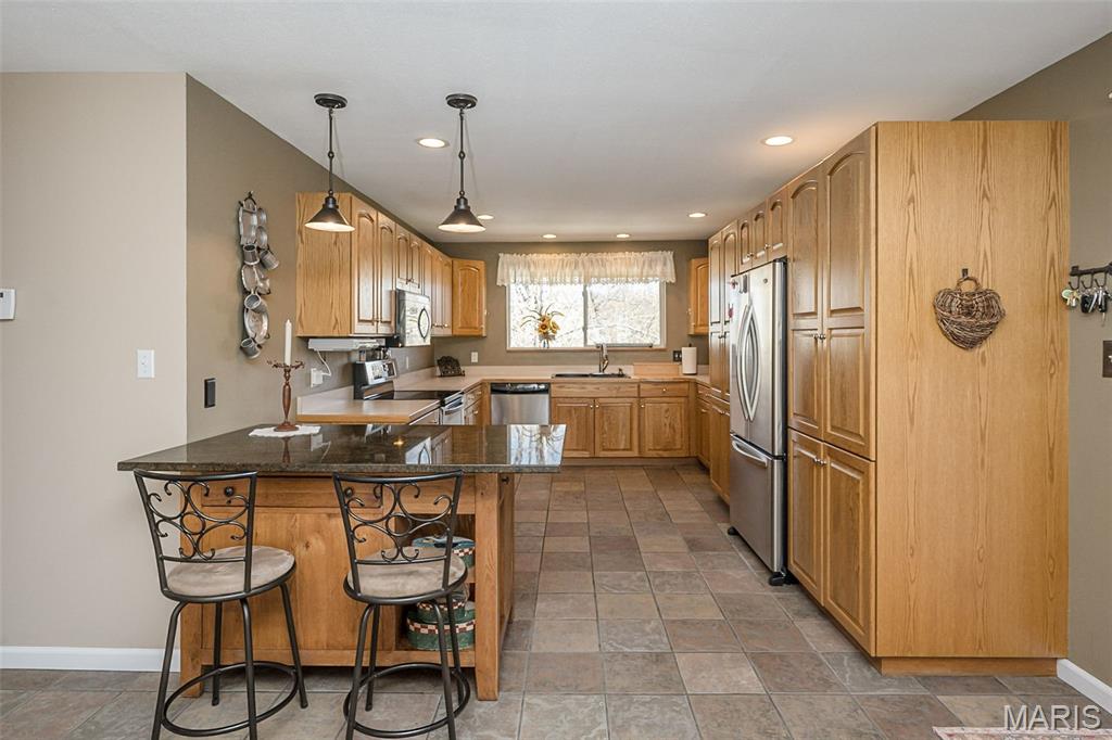 1529 Paradise Valley Drive High Ridge, MO 63049 - Photo 32 of 69