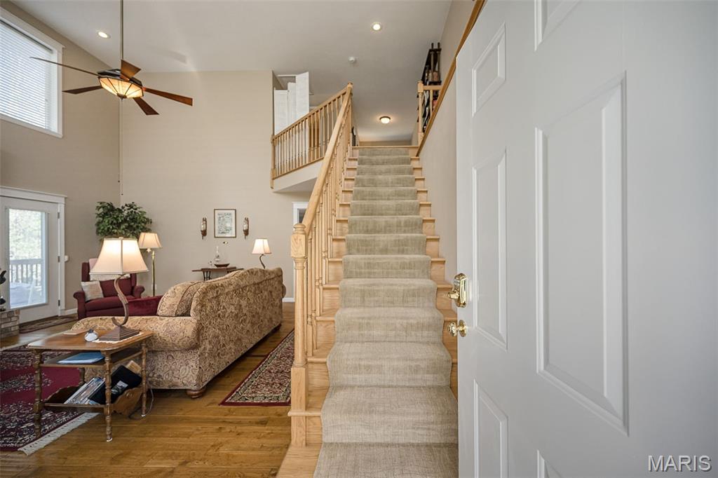 1529 Paradise Valley Drive High Ridge, MO 63049 - Photo 6 of 69