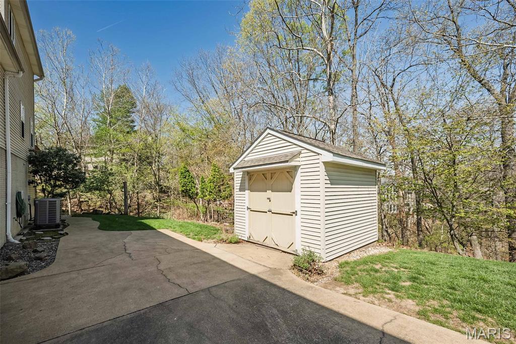 1529 Paradise Valley Drive High Ridge, MO 63049 - Photo 62 of 69