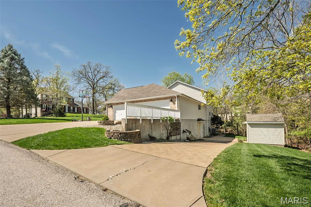 1529 Paradise Valley Drive High Ridge, MO 63049 - Photo 64 of 69