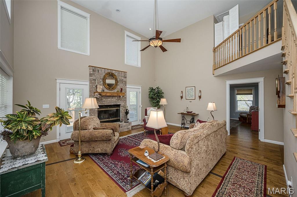 1529 Paradise Valley Drive High Ridge, MO 63049 - Photo 7 of 69