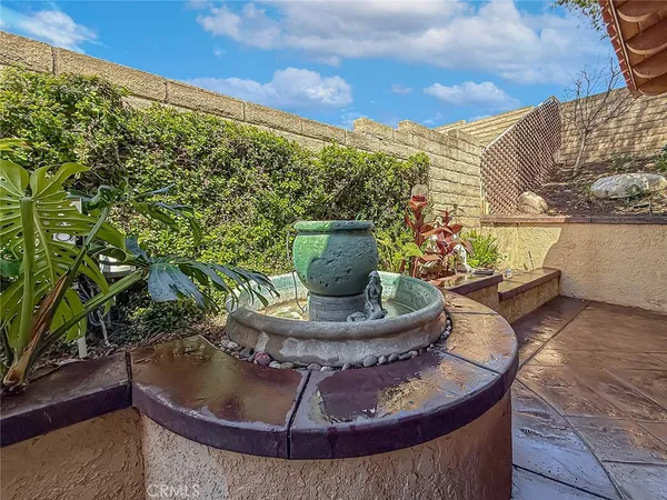 $1,150,000 | 7204 University Drive, Moorpark, CA 93021