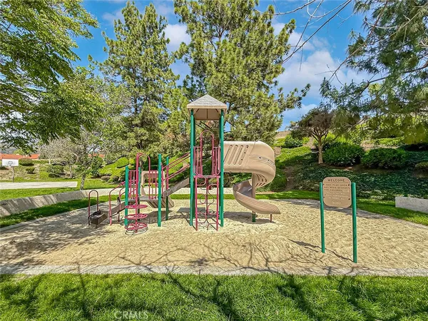 $1,150,000 | 7204 University Drive, Moorpark, CA 93021