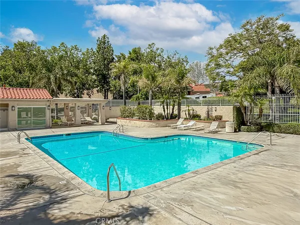 $1,150,000 | 7204 University Drive, Moorpark, CA 93021