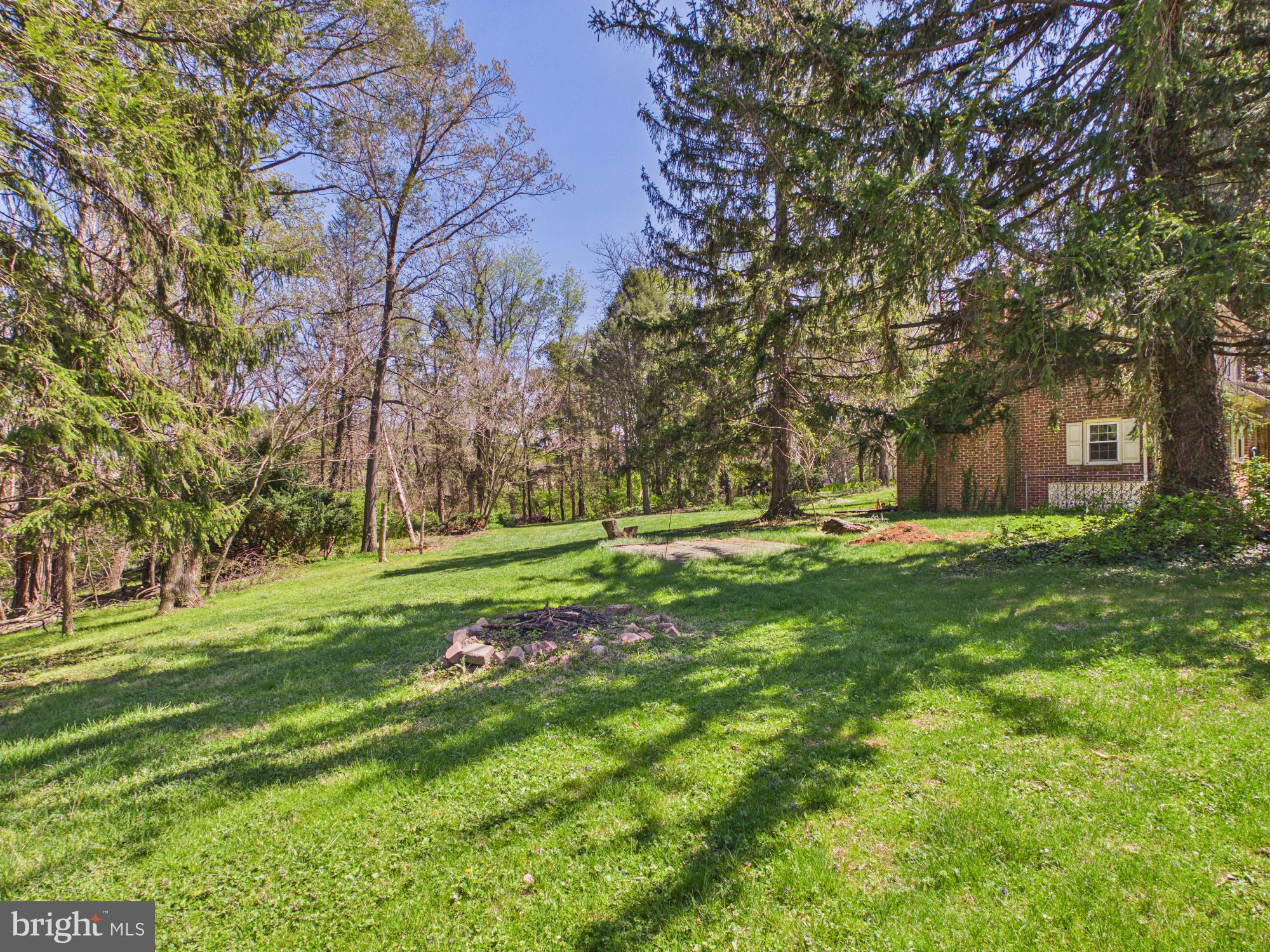 372 Burnt House Road Carlisle, PA 17015 - Photo 11 of 55