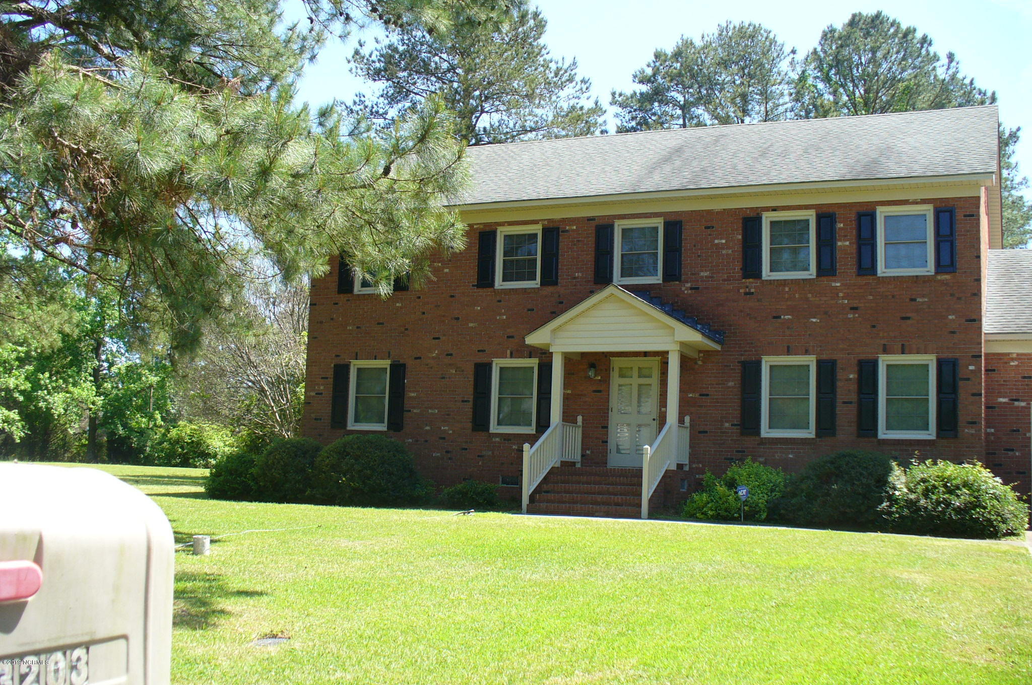 3203 Hodges Road Kinston, NC 28504 - Photo 2 of 24 Primary