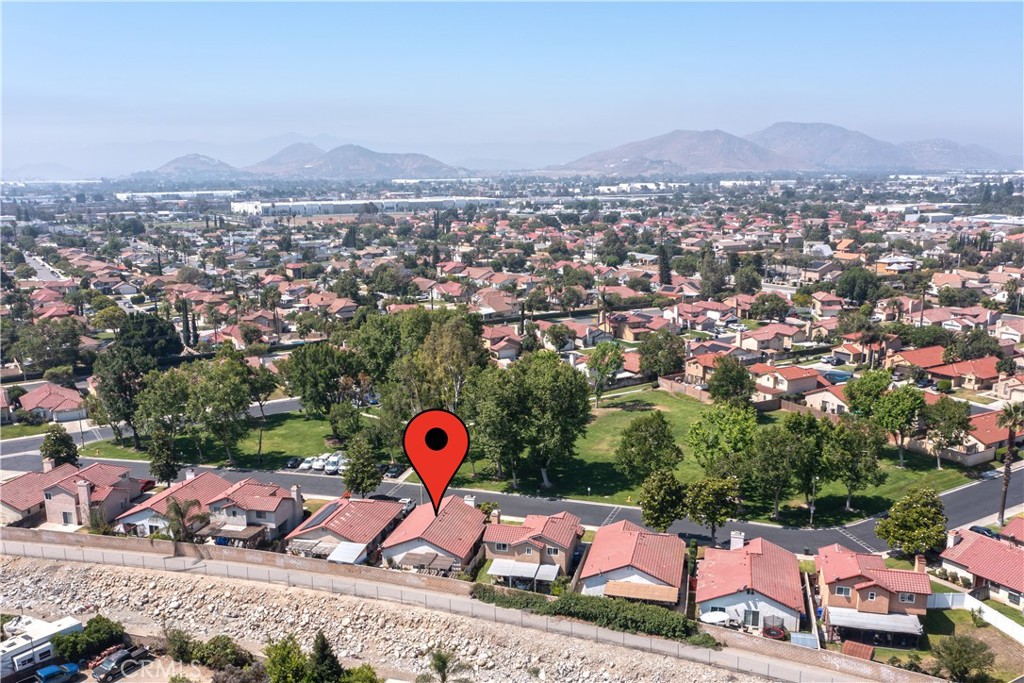 1237 South Althea Avenue Rialto, CA 92376 - Photo 4 of 49