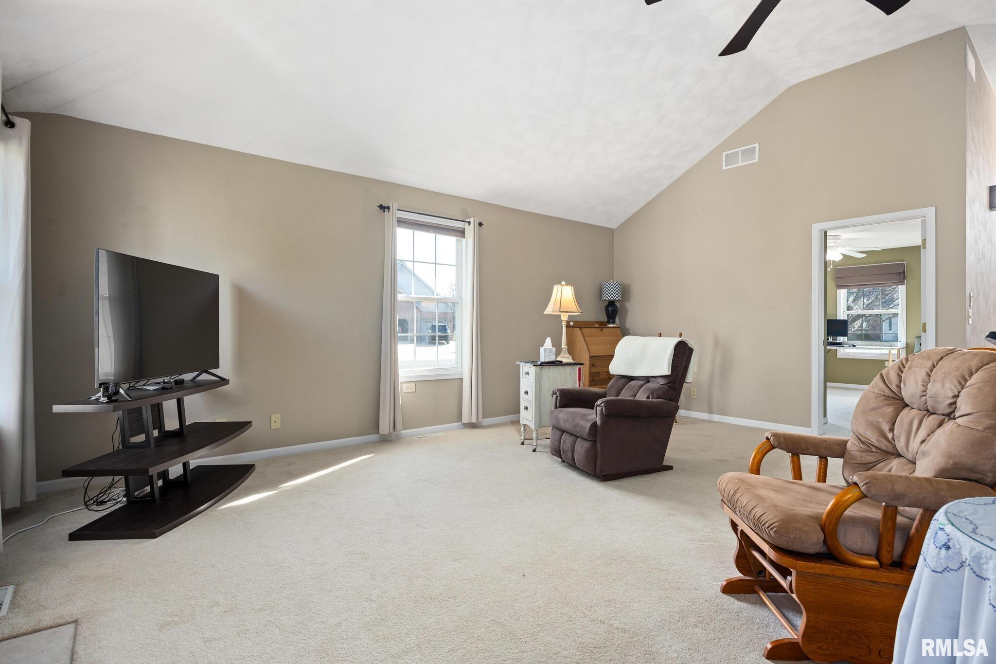 1201 Linden Street Morton, IL 61550 - Photo 7 of 55