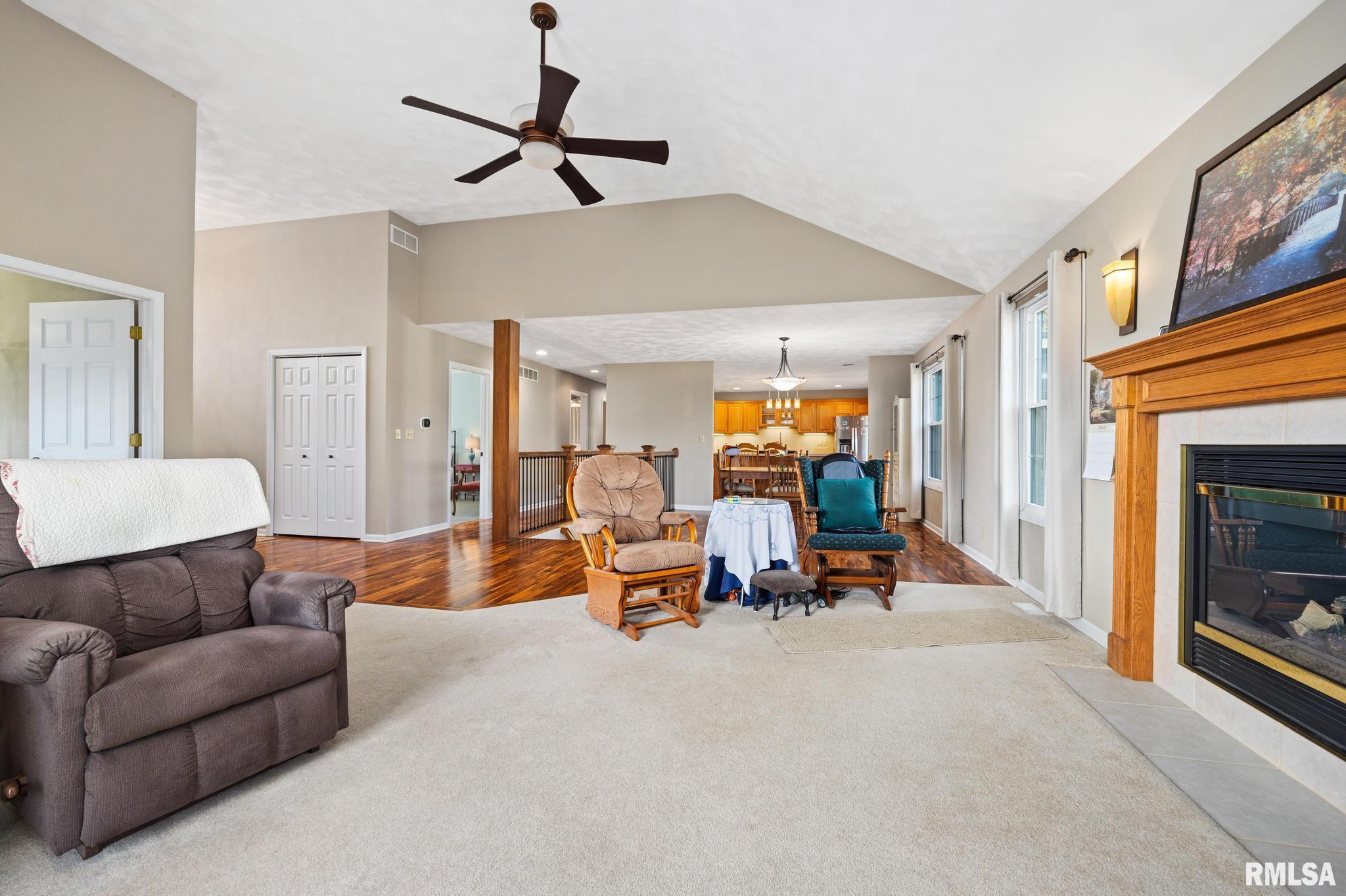 1201 Linden Street Morton, IL 61550 - Photo 8 of 55
