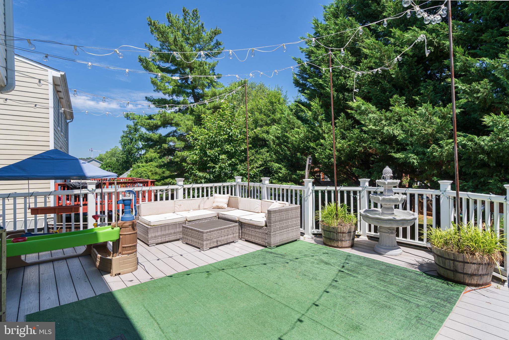 6401 Winnepeg Road Bethesda, MD 20817 - Photo 18 of 41 a view of a chair and table in the patio