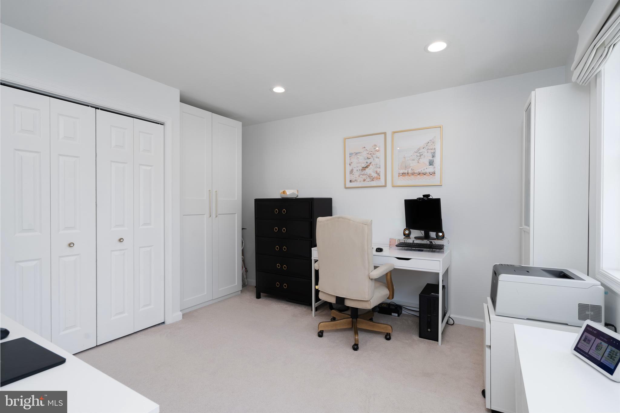 6401 Winnepeg Road Bethesda, MD 20817 - Photo 29 of 41 a view of a workspace with furniture and a workspace