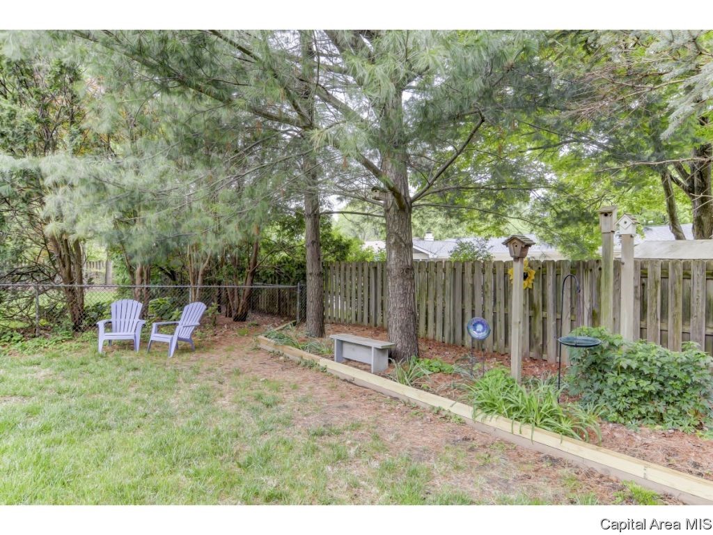 501 Brandywine Road Springfield, IL 62704 - Photo 5 of 36 Gallery Image 5