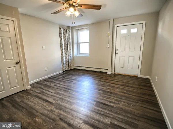 $2,100 | 24 West Front Street, Bridgeport, PA 19405