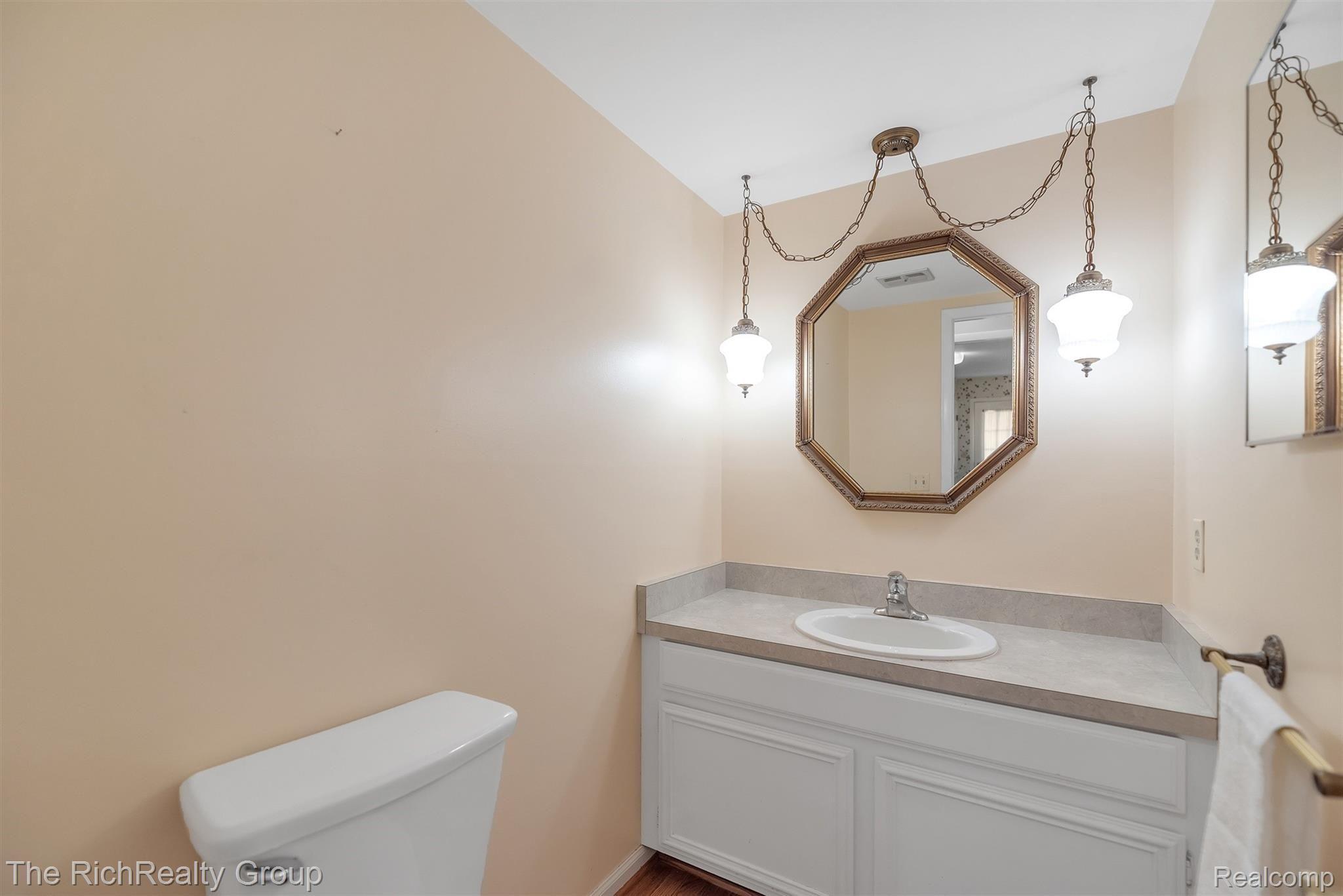 12176 Wildwing Road Plymouth, MI 48170 - Photo 26 of 33 44-12176-Wildwing-Rd-WindowStill-Re.jpg