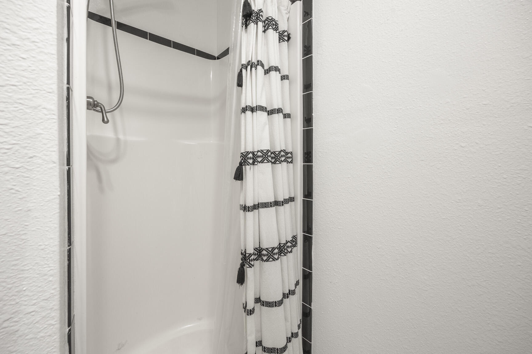 1300 Oak Tree Court Slinger, WI 53086 - Photo 37 of 40 3rd Full Bath Lower Level
