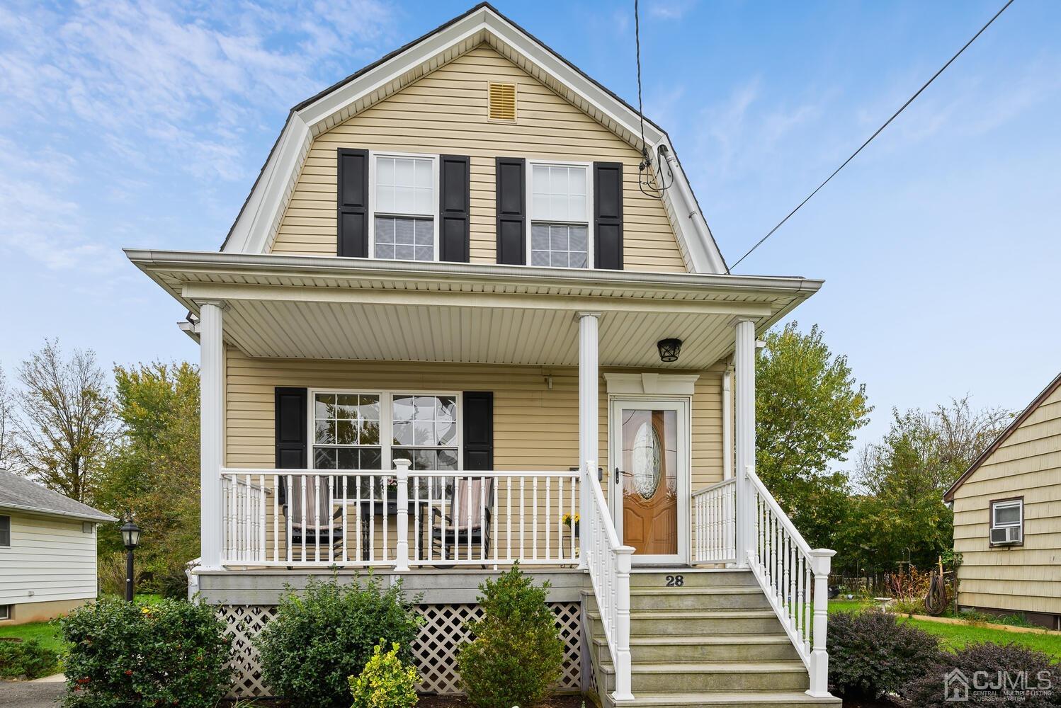 28 Rector Avenue Woodbridge, NJ 07095 - Photo 2 of 32 a front view of a house