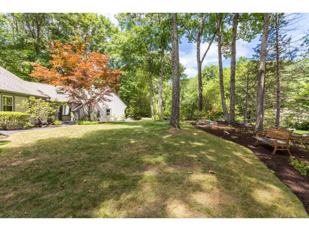8 Colonial Way Exeter, NH 03833 - Photo 32 of 36 Gallery Image 32