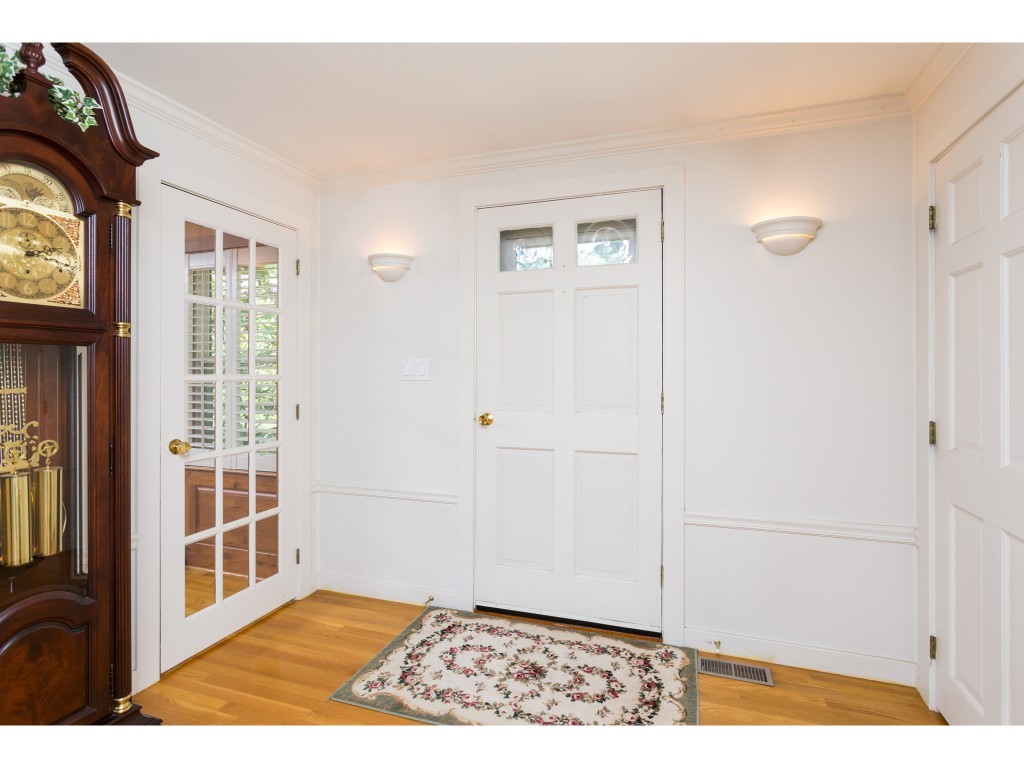 8 Colonial Way Exeter, NH 03833 - Photo 10 of 36 Gallery Image 10