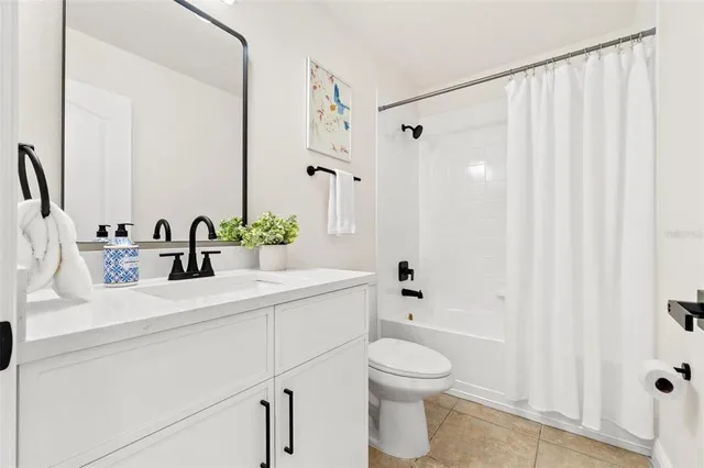 $339,000 | 1112 Seminole Sky Drive, Ruskin, FL 33570