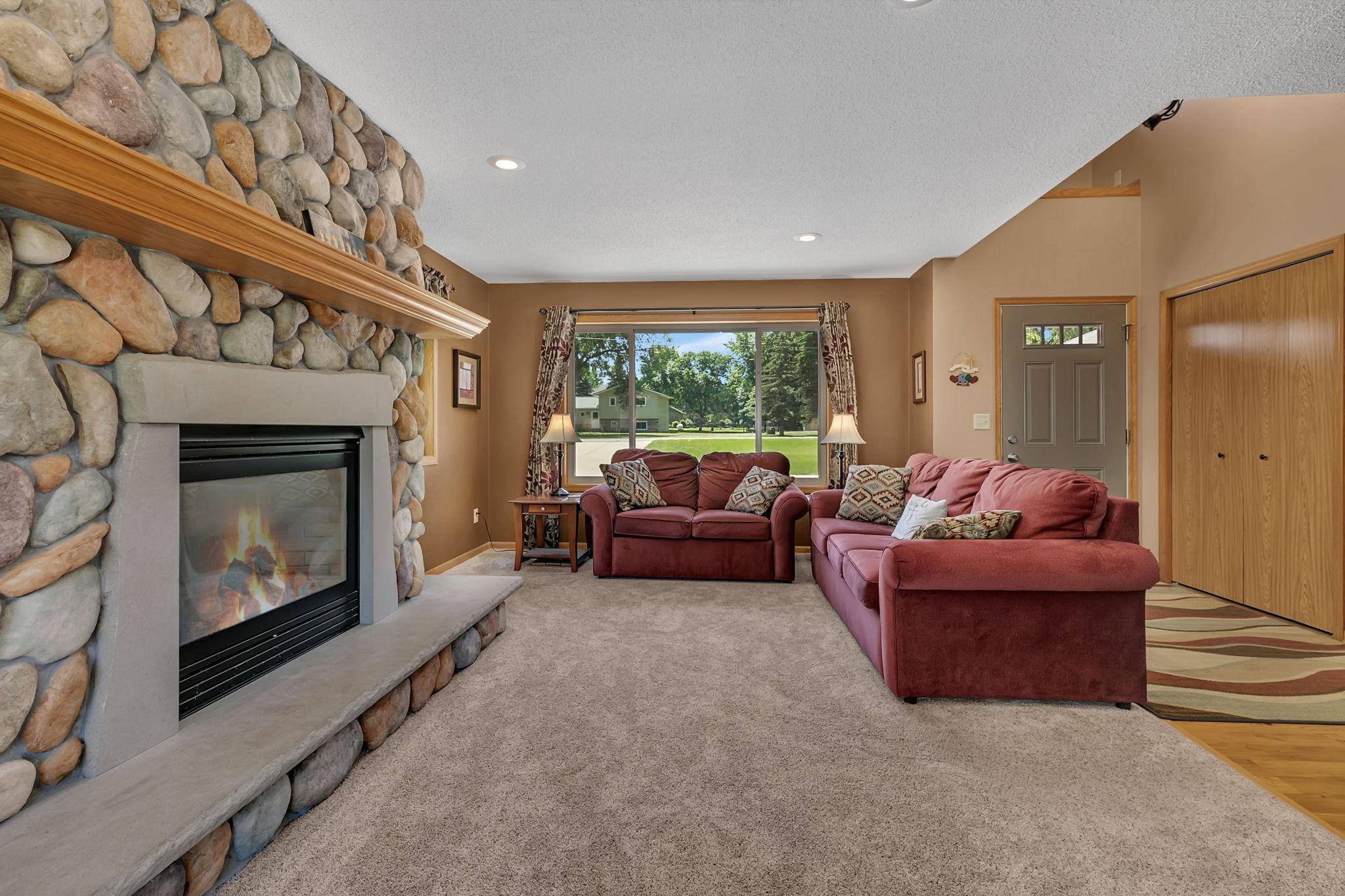 37785 Sunnyfield Circle Avon, MN 56310 - Photo 4 of 39