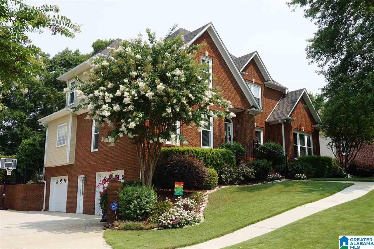 2017 Eagle Point Court Birmingham, AL 35242 - Photo 2 of 39