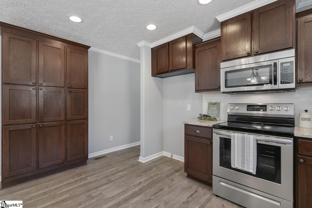 145 Waspnest Road Lyman, SC 29365 - Photo 7 of 36 Gallery Image 7