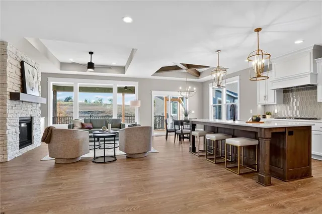 $633,845 | 11560 North Olathe View Road, Olathe, KS 66061