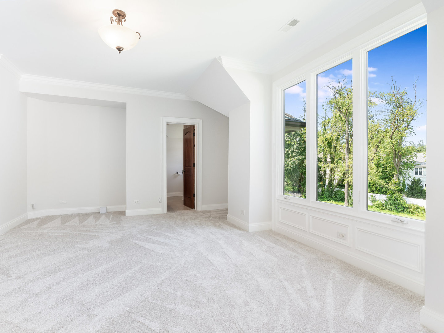 712 East Hillside Road Naperville, IL 60540 - Photo 48 of 83 Gallery Image 48