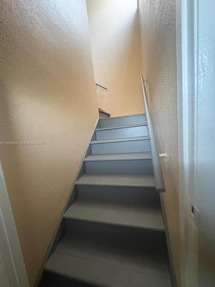 781 Northwest 22nd Road Fort Lauderdale, FL 33311 - Photo 12 of 12